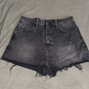 Forever 21 Black Washed Denim High Rise Cut Off Shorts Sz. 27